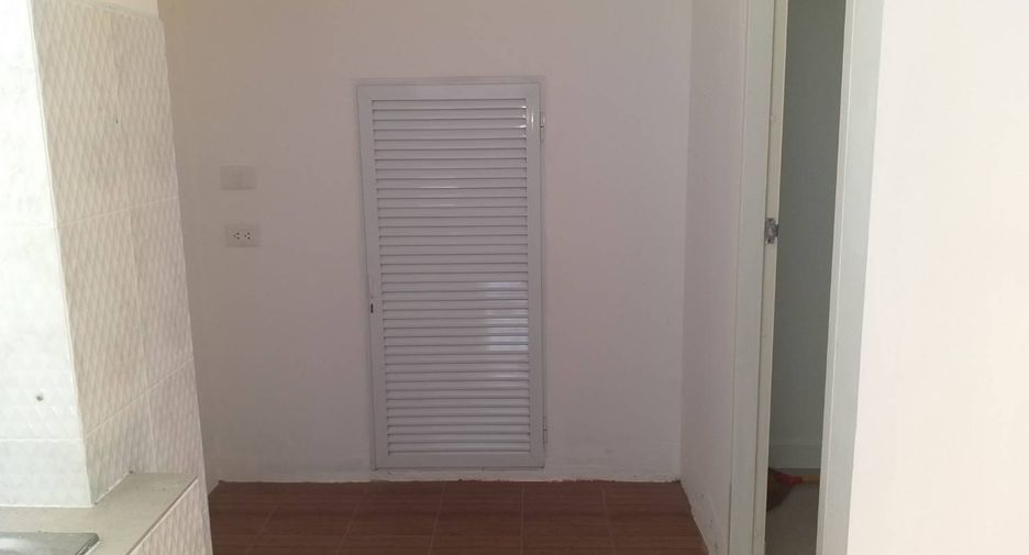For sale studio townhouse in Bang Khen, Bangkok