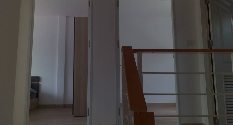 For sale studio townhouse in Bang Khen, Bangkok