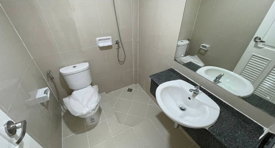 For sale studio townhouse in Bang Khen, Bangkok