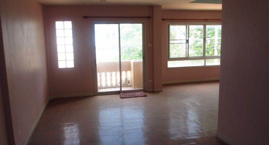 À vendre studio maison de ville à Bang Khun Thian, Bangkok