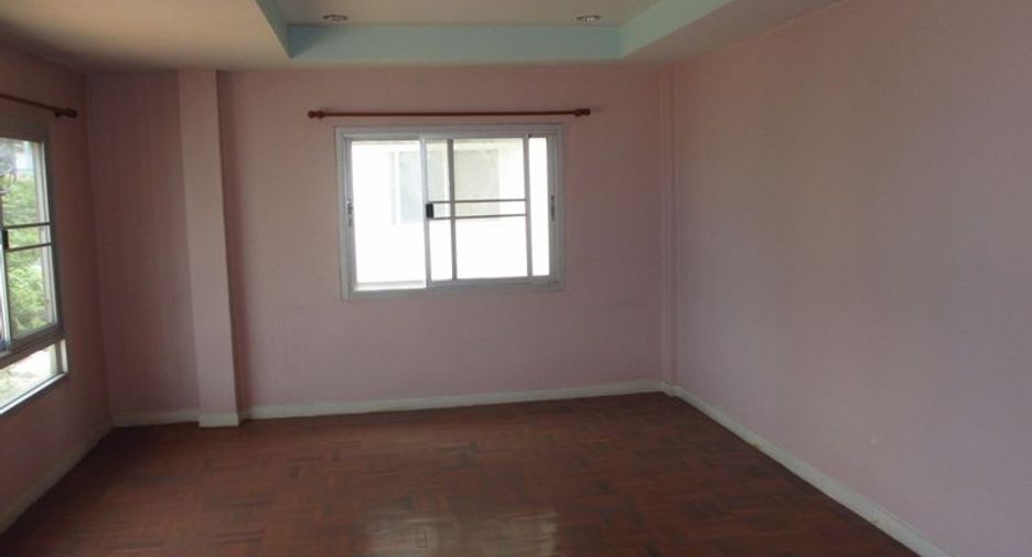 À vendre studio maison de ville à Bang Khun Thian, Bangkok