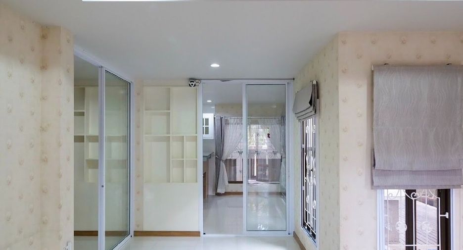 For sale 3 bed house in Mueang Chon Buri, Chonburi
