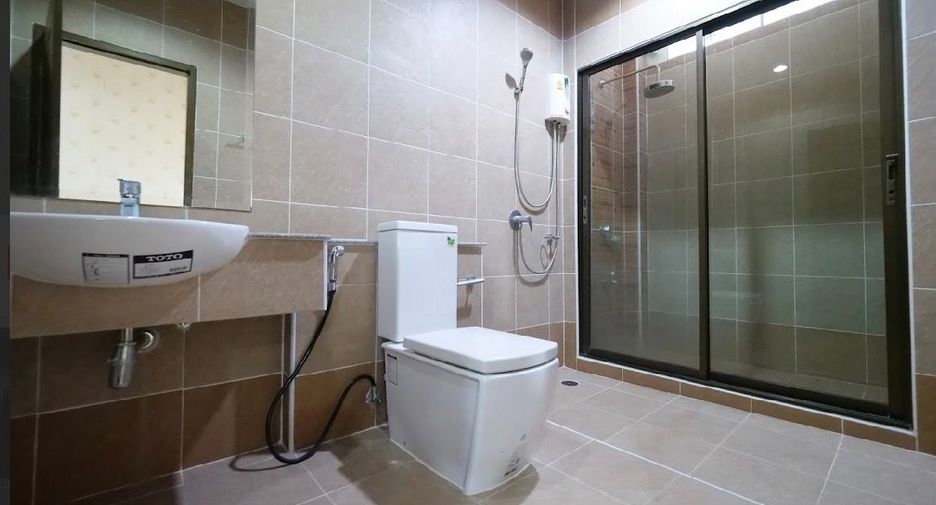 For sale 3 bed house in Mueang Chon Buri, Chonburi