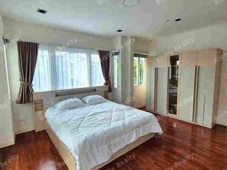 For rent 4 bedrooms house in Mueang Chiang Mai, Chiang Mai