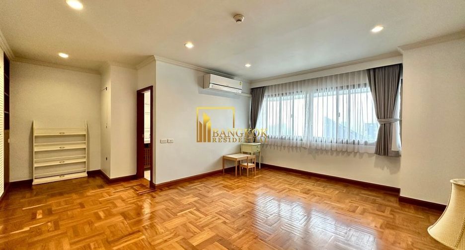 Condo en alquiler de 4 habitaciones en Watthana, Bangkok