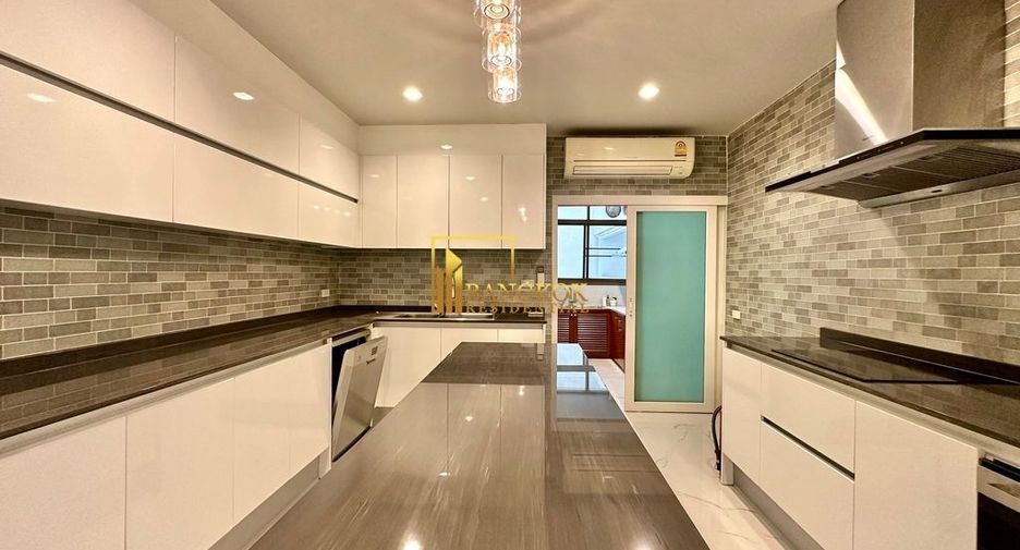 Condo en alquiler de 4 habitaciones en Watthana, Bangkok