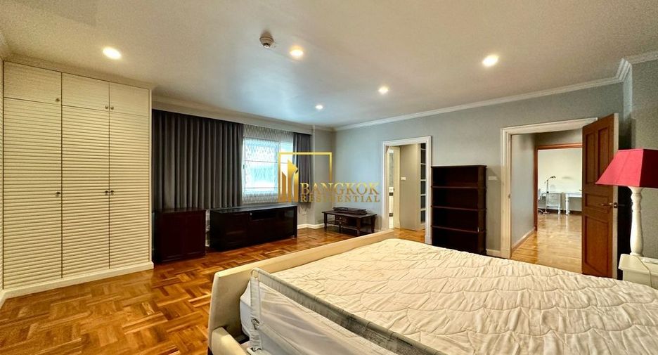 Condo en alquiler de 4 habitaciones en Watthana, Bangkok