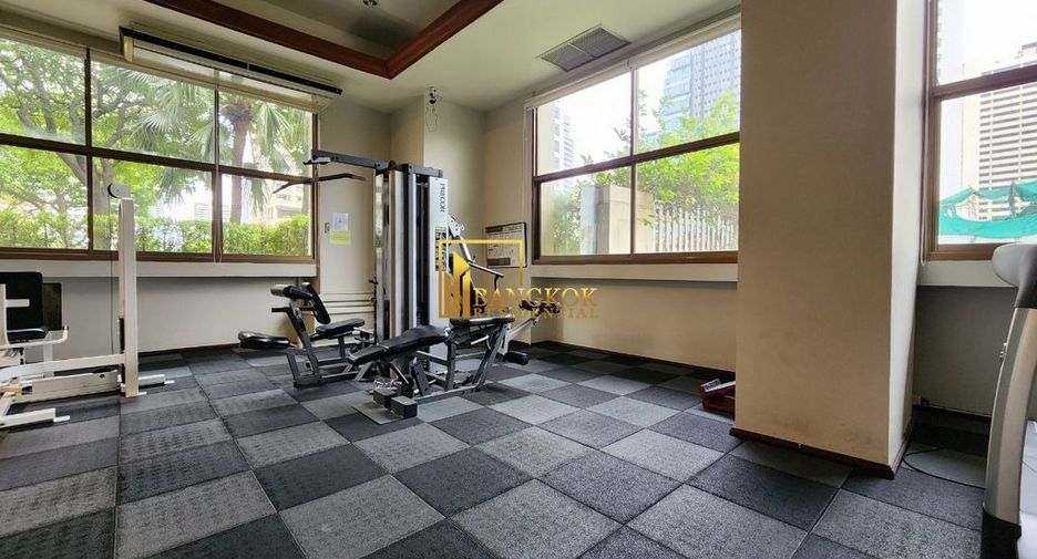 For rent 3 bedrooms condo in Watthana, Bangkok