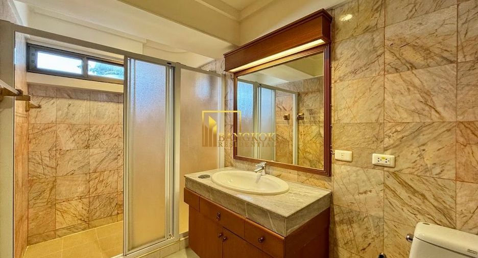 Wohnung zur Miete mit 3 Zimmer in Watthana, Bangkok