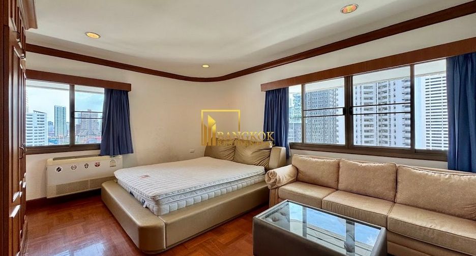 Wohnung zur Miete mit 3 Zimmer in Watthana, Bangkok