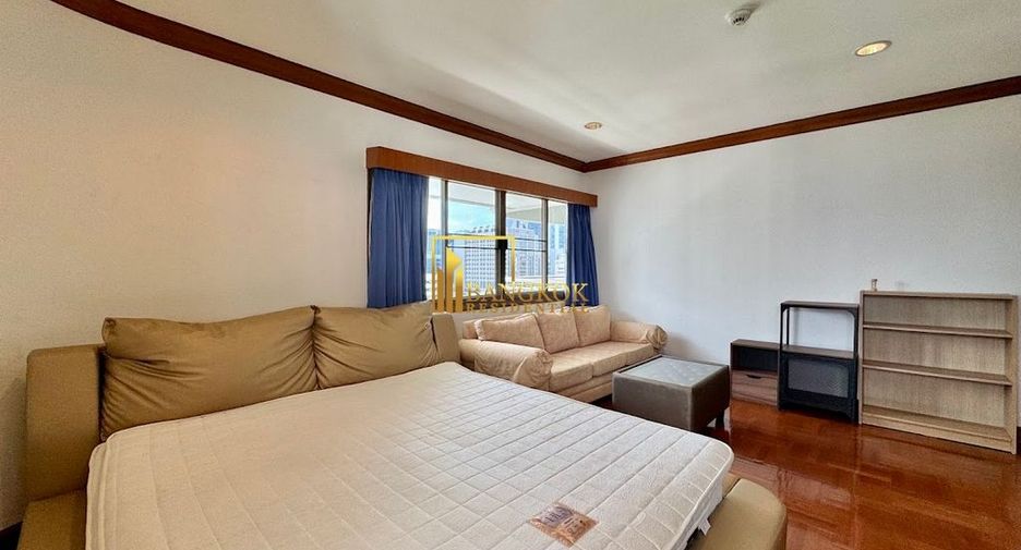 Wohnung zur Miete mit 3 Zimmer in Watthana, Bangkok