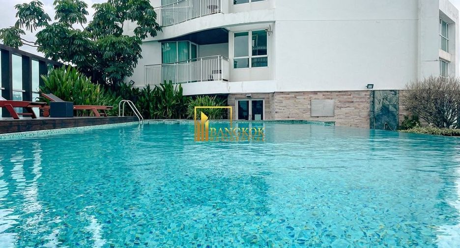 For rent 2 ベッドルーム condo in Pathum Wan, Bangkok