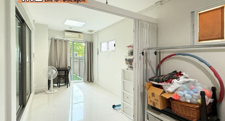For rent 3 bedrooms house in Suan Luang, Bangkok