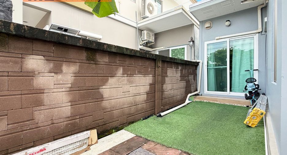 For rent 3 bedrooms house in Suan Luang, Bangkok