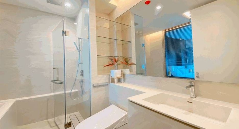 For rent and for sale 1 bed condo in Khlong Toei, Bangkok