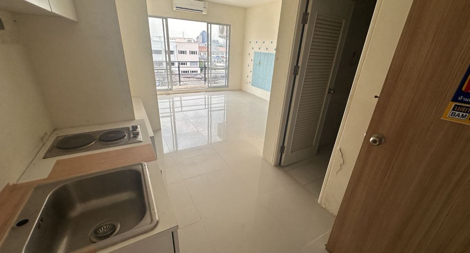 For sale studio condo in Din Daeng, Bangkok