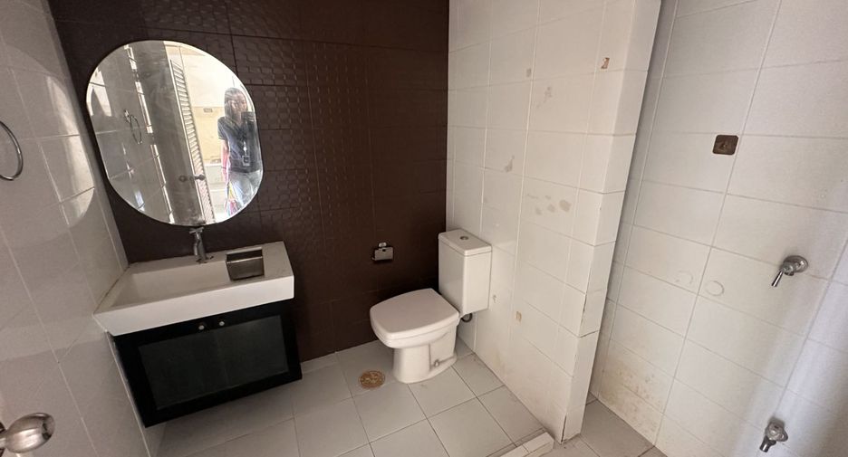 For sale studio condo in Din Daeng, Bangkok