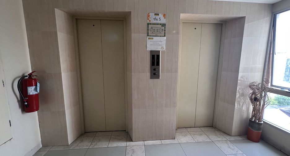 For sale studio condo in Din Daeng, Bangkok