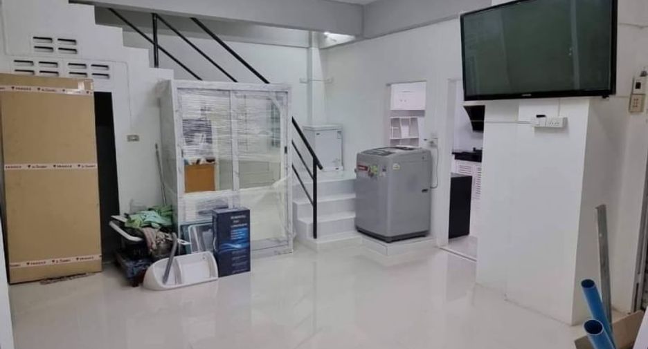 For sale 7 bedrooms retail Space in Mueang Chon Buri, Chonburi
