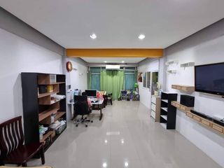 For sale 7 ベッドルーム retail Space in Mueang Chon Buri, Chonburi