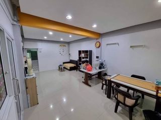 For sale 7 ベッドルーム retail Space in Mueang Chon Buri, Chonburi