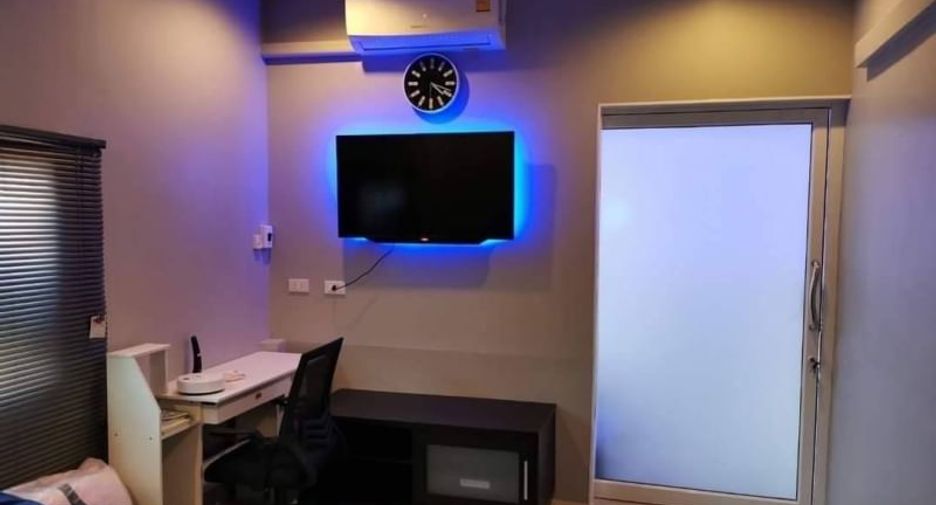 For sale 7 bedrooms retail Space in Mueang Chon Buri, Chonburi