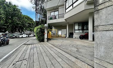 For rent 4 ベッドルーム house in Khlong Toei, Bangkok