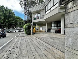 For rent 4 ベッドルーム house in Khlong Toei, Bangkok