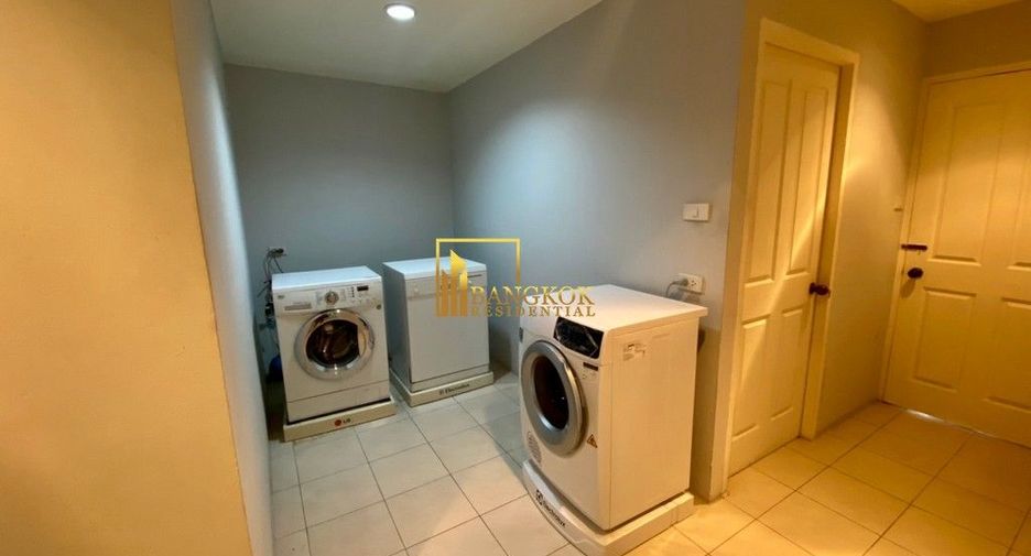 For rent 4 ベッドルーム house in Khlong Toei, Bangkok