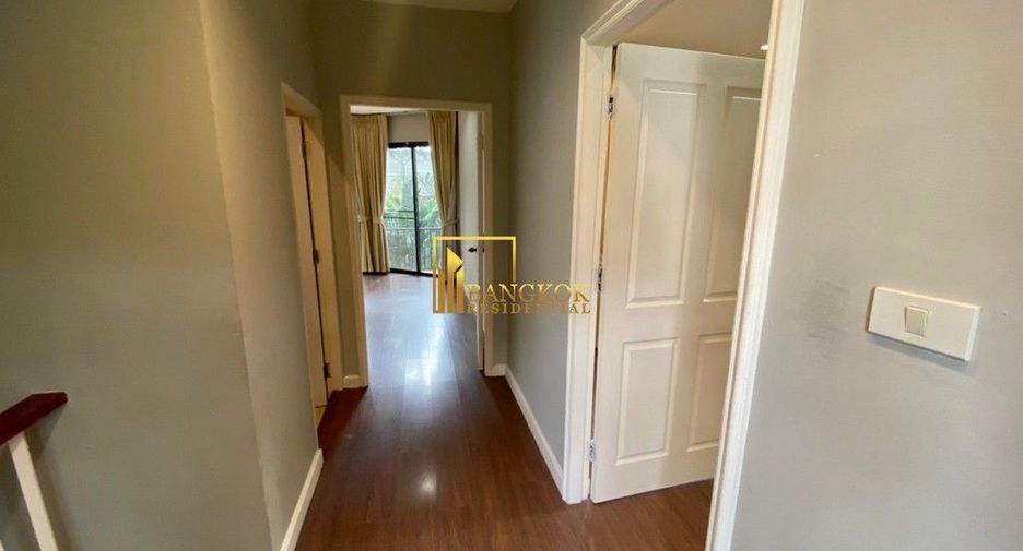 For rent 4 ベッドルーム house in Khlong Toei, Bangkok