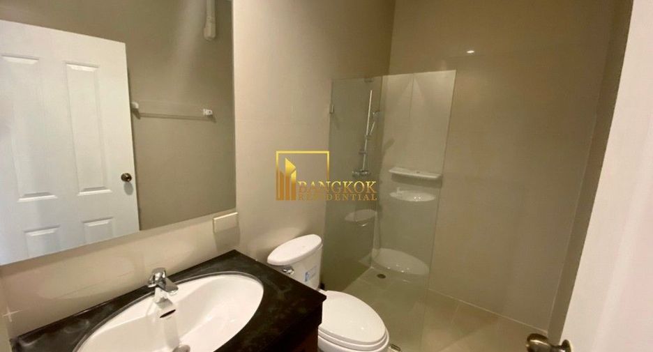 For rent 4 ベッドルーム house in Khlong Toei, Bangkok