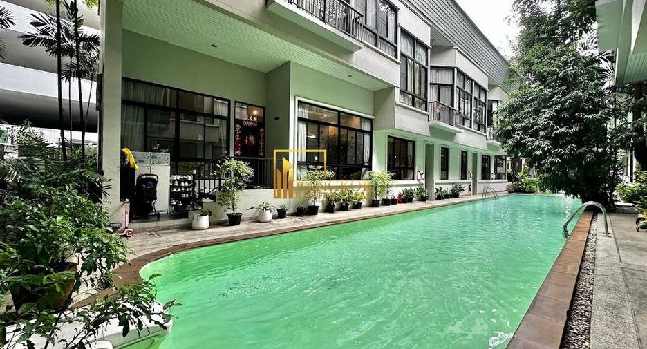 For rent 4 ベッドルーム house in Khlong Toei, Bangkok
