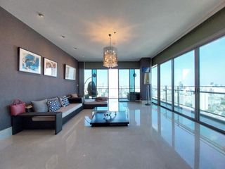 For rent 4 bed condo in Khlong Toei, Bangkok