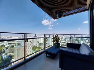 For rent 4 bed condo in Khlong Toei, Bangkok