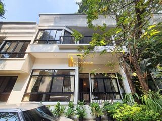 For rent 3 bedrooms house in Khlong Toei, Bangkok