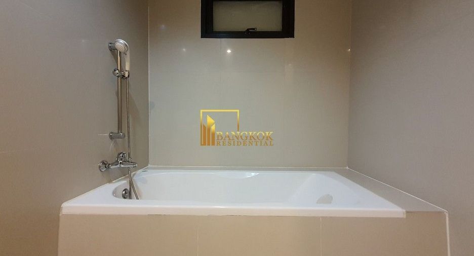 For rent 3 ベッドルーム house in Khlong Toei, Bangkok