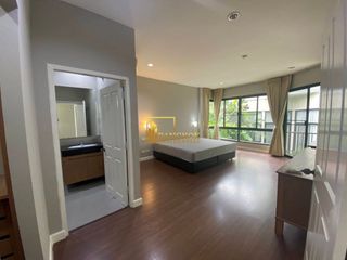 For rent 4 bedrooms house in Khlong Toei, Bangkok