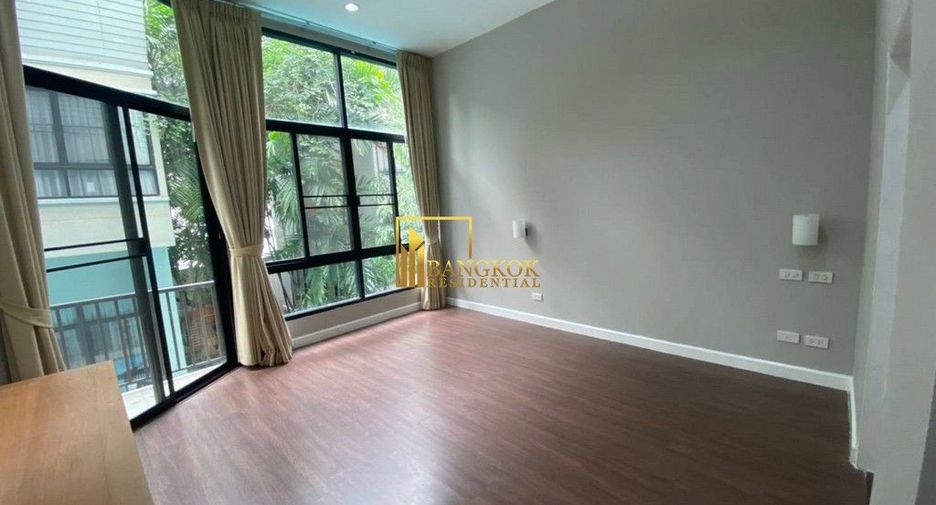 For rent 4 ベッドルーム house in Khlong Toei, Bangkok