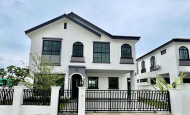 For sale 4 bedrooms house in Hang Dong, Chiang Mai