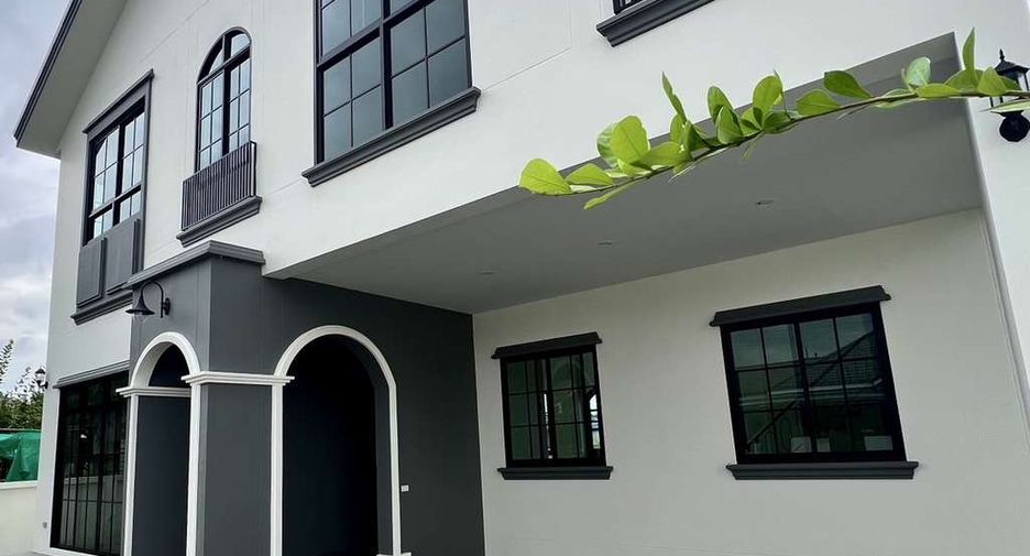 Casa en venta de 4 habitaciones en Hang Dong, Chiang Mai