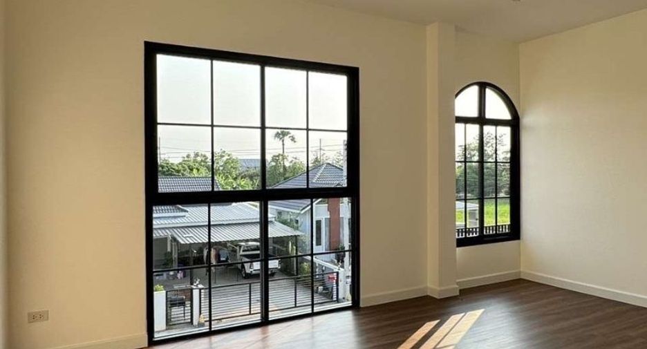Casa en venta de 4 habitaciones en Hang Dong, Chiang Mai