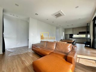 For rent 3 bed condo in Saphan Sung, Bangkok