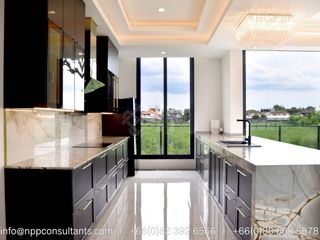 For sale 8 Beds house in Don Mueang, Bangkok