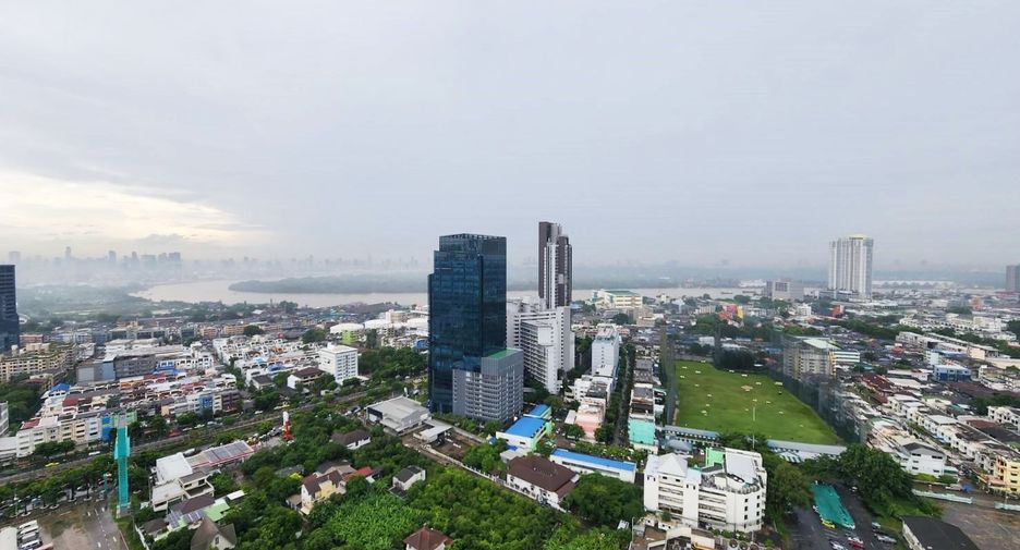 Wohnung zur Miete mit 5 Zimmer in Yan Nawa, Bangkok