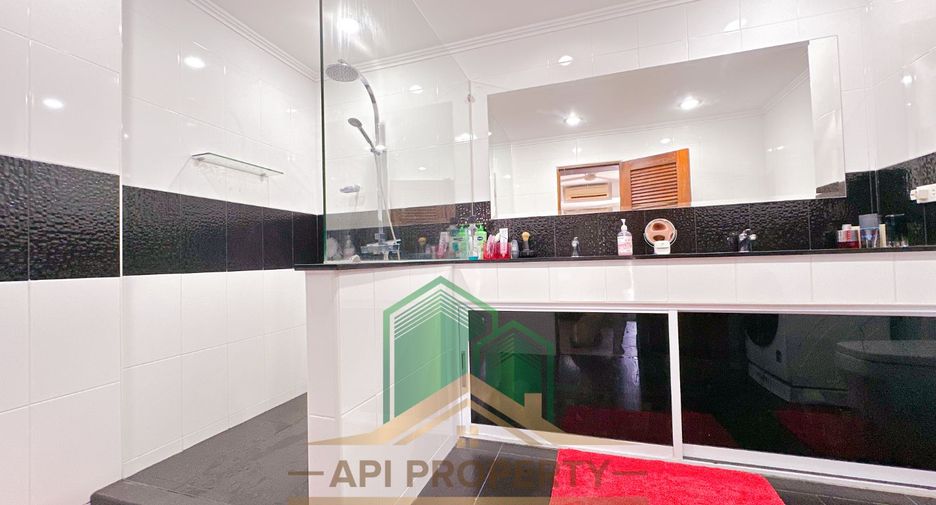 For sale 2 bedrooms condo in Bang Lamung, Chonburi