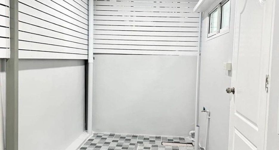For sale 3 Beds townhouse in Bang Bua Thong, Nonthaburi