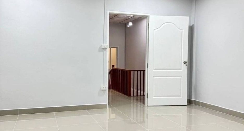 For sale 3 Beds townhouse in Bang Bua Thong, Nonthaburi