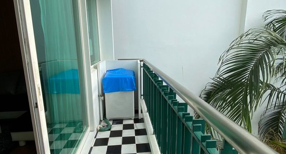 For sale 1 bed condo in Watthana, Bangkok