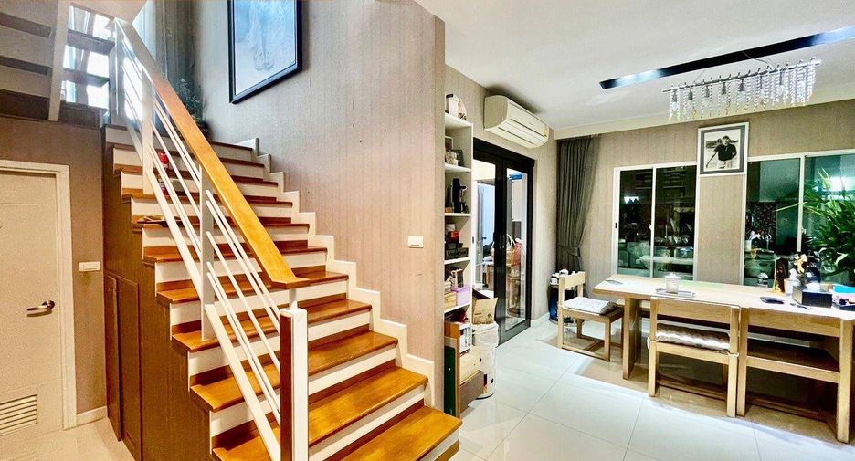 For sale 3 bedrooms house in Suan Luang, Bangkok