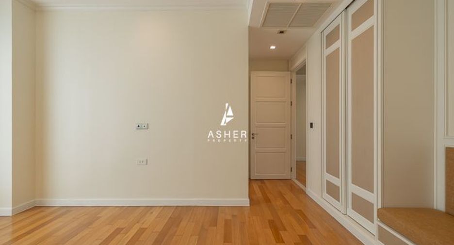 Wohnung zum Kauf mit 3 Zimmer in Watthana, Bangkok